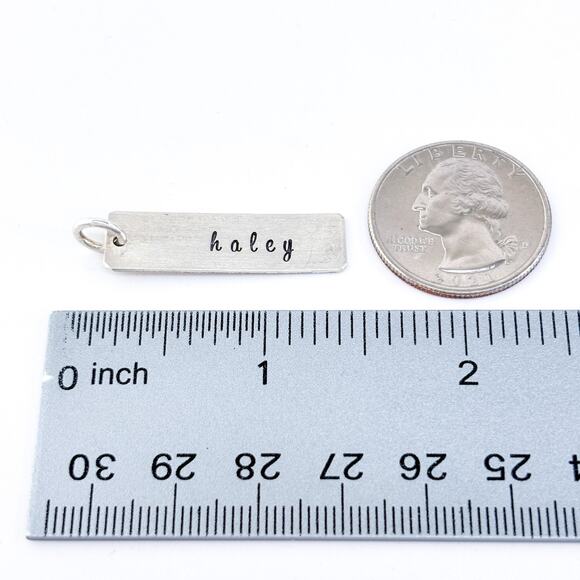Vintage Silver-Tone Vertical Name Bar Pendant “haley” - Picture 6 of 6